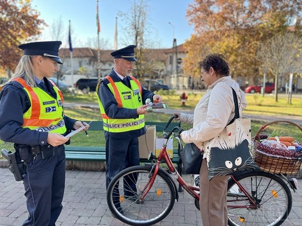 police_light_friday_20251107_ck_003 másolata